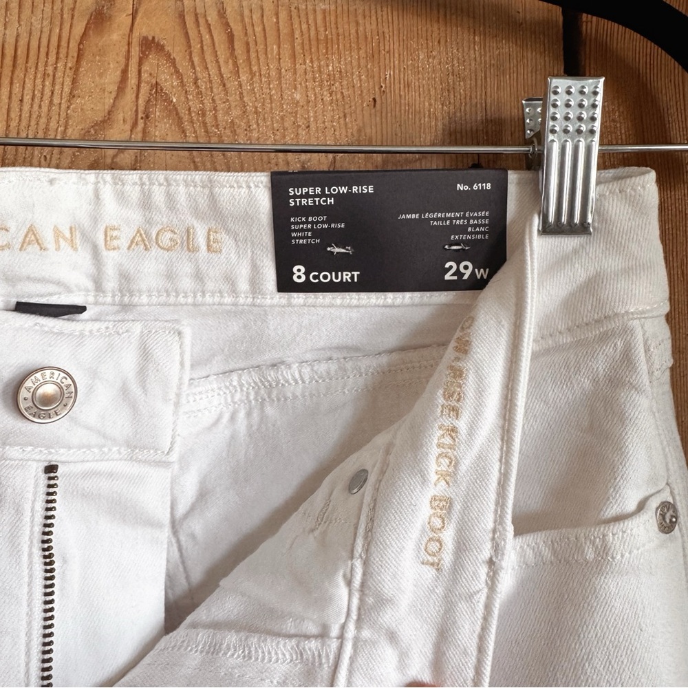 Sz 8 (Short) American Eagle Super Low-Rise Kick Bootcut Jean In White NWT - Picture 5 of 8